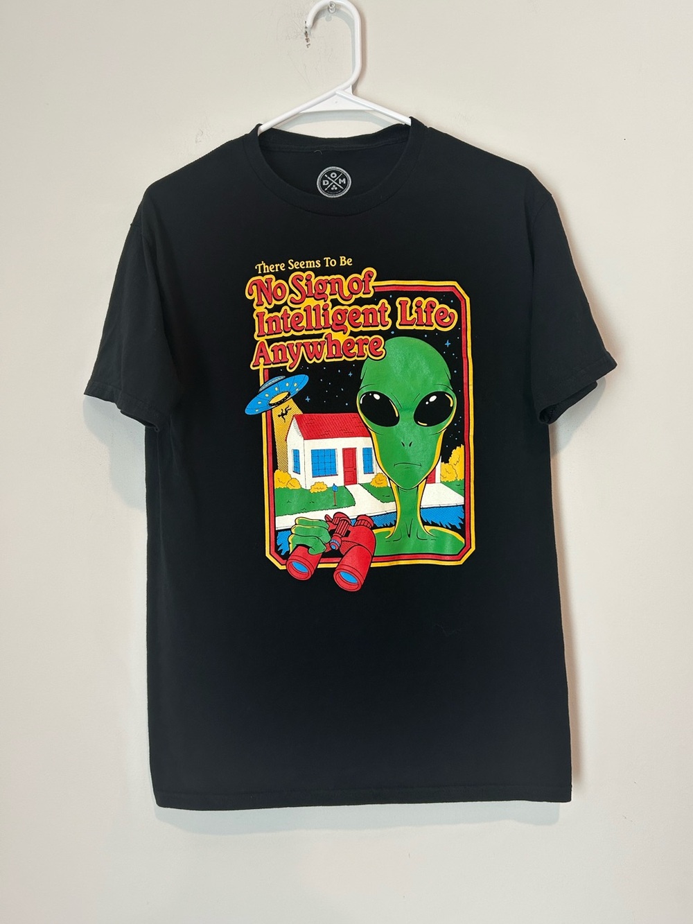 There Seems to be No Sign of Intelligent Life Anywhere Medium Black T-shirt